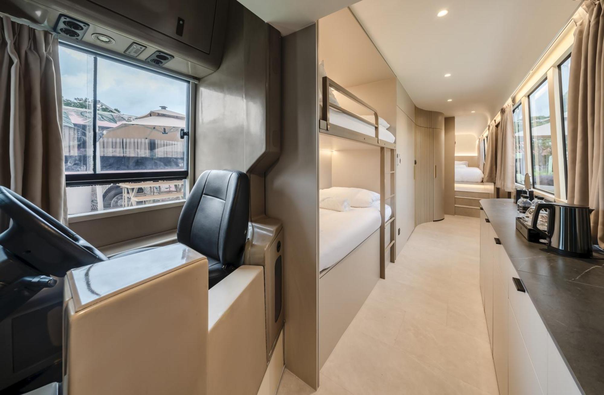 The Bus Collective Hotel Singapore Bagian luar foto